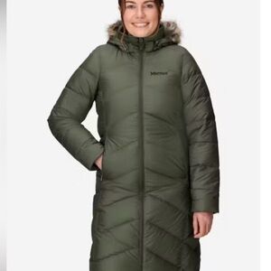 Marmot Montreax Women's Olive Down Puffer